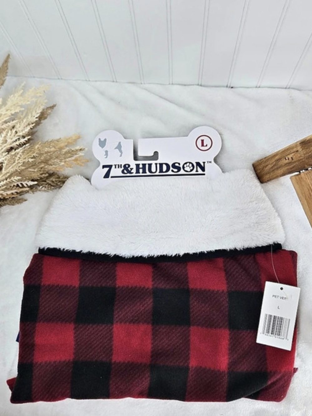 7th & Hudson NWT Reversible Fleece Dog Vest Buffalo Plaid Large Holiday Coat
